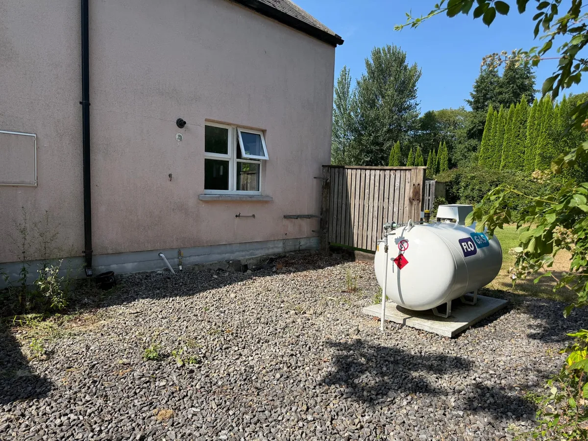 A bulk LPG tank beside a house in north Cork